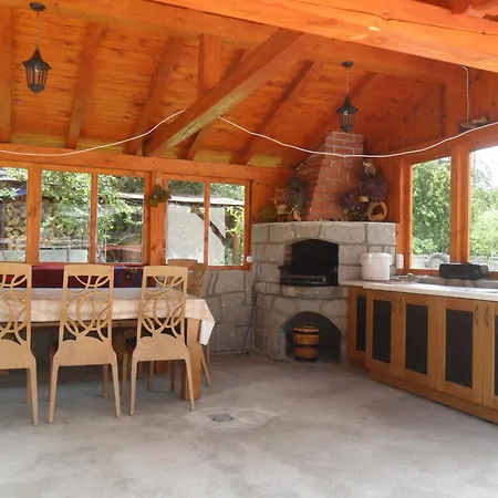 виен Къща за гости 3*